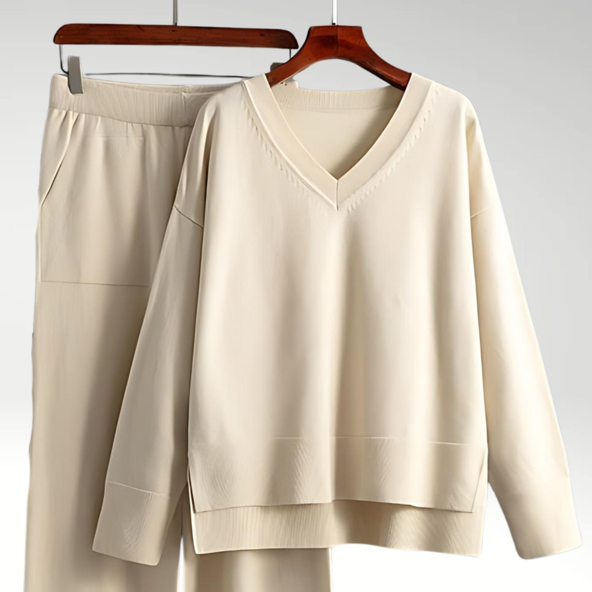 Darevo | Luxe V-Neck Two-Piece Set