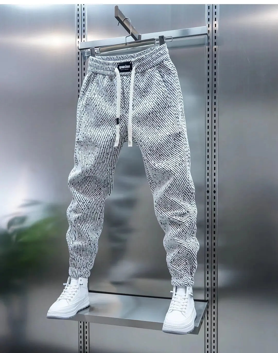 Thatcher | Pants with Elastic Waistband and Drawstring