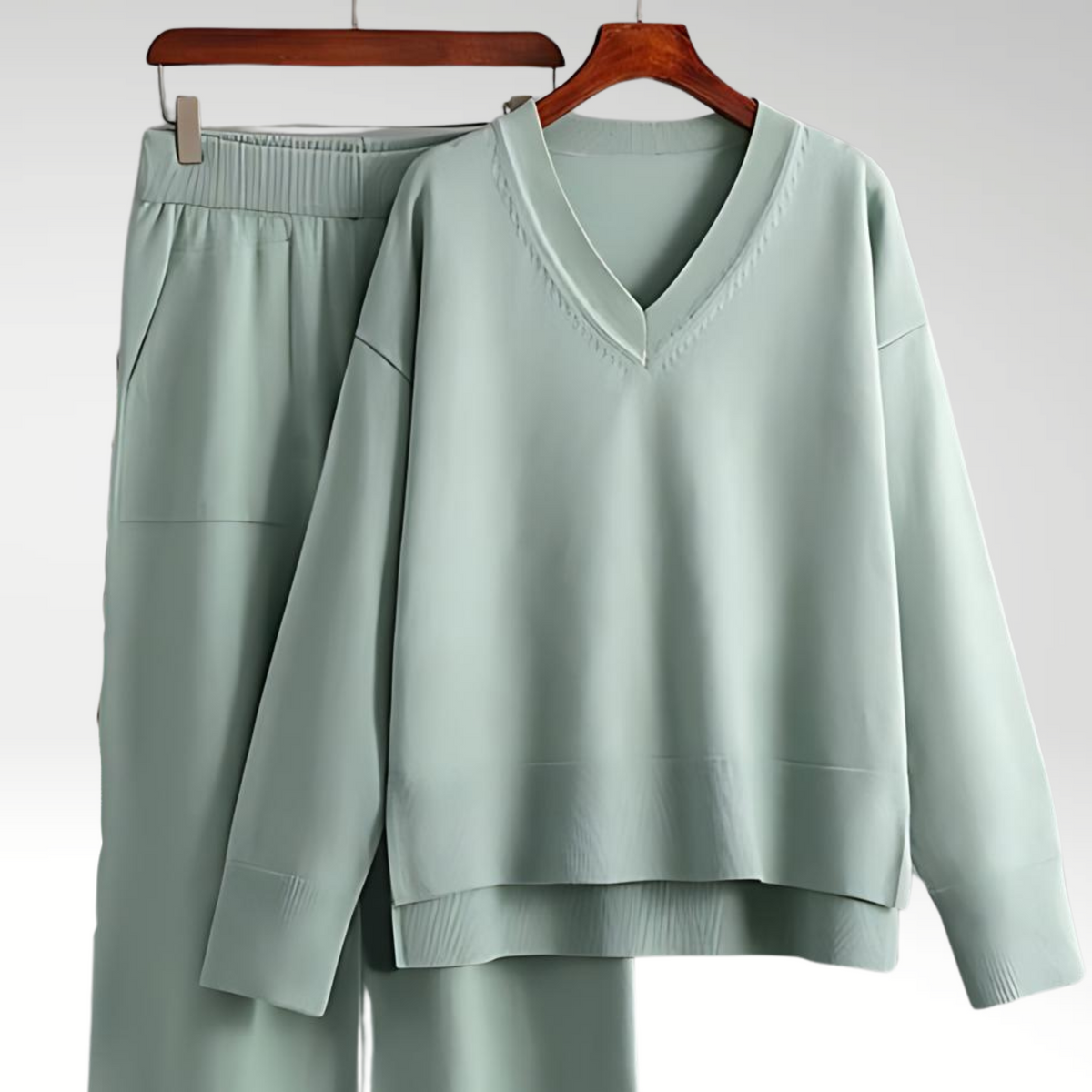 Darevo | Luxe V-Neck Two-Piece Set