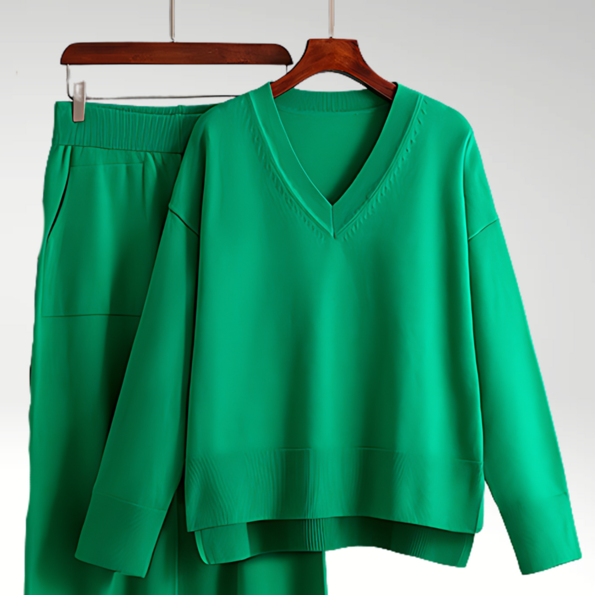 Darevo | Luxe Two-Piece Set with V-Neck