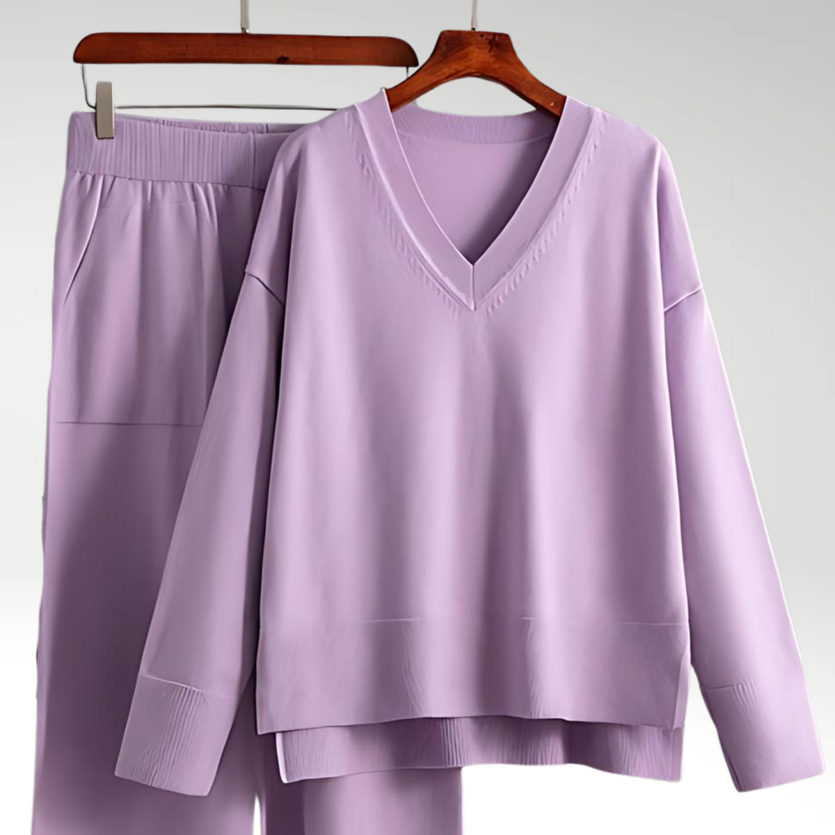Darevo | Luxe Two-Piece Set with V-Neck